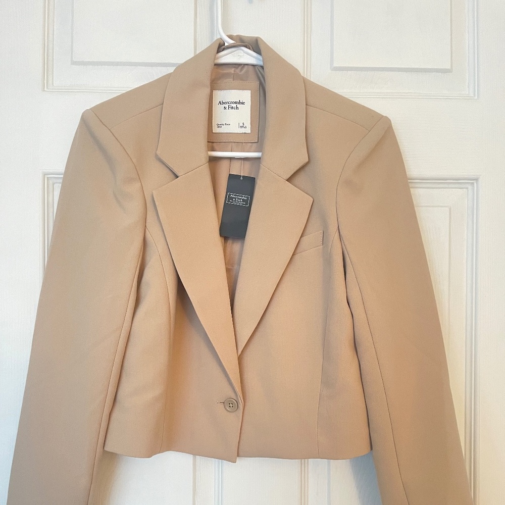 Abercrombie Cropped Blazer